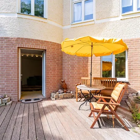 Ferienwohnung In Karlshorst Mit Terrasse